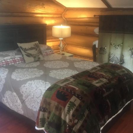 Tetsa River Lodge Экстерьер фото
