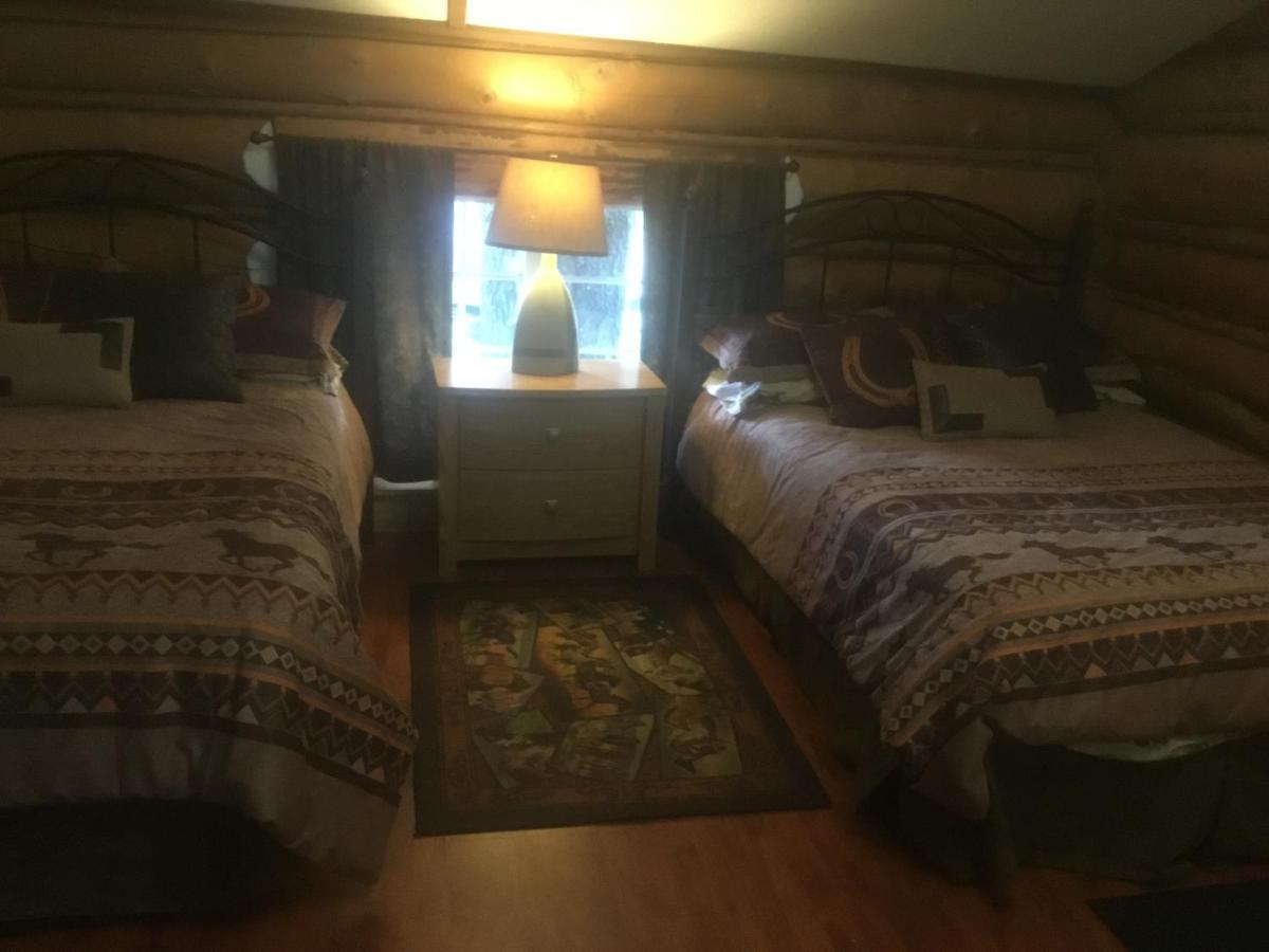 Tetsa River Lodge Экстерьер фото